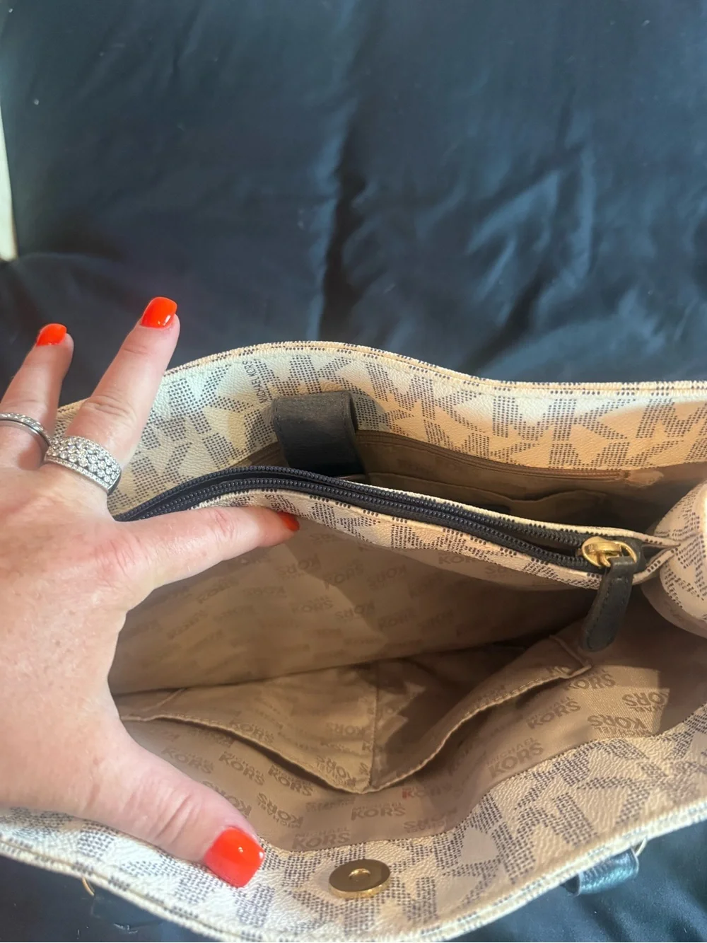 Michael Kors classic michael